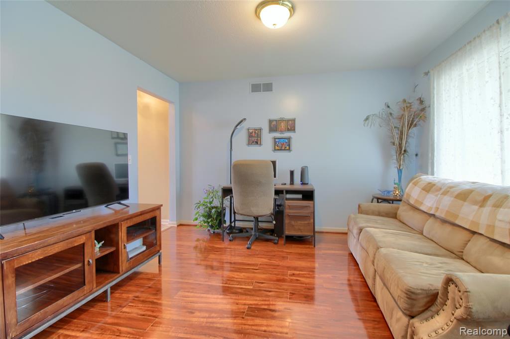 4404 Partridge Lane, Newport, MI 48166 — Photo 7