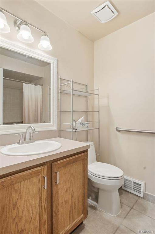 45530 Meadows Square, Macomb, MI 48044 — Photo 22