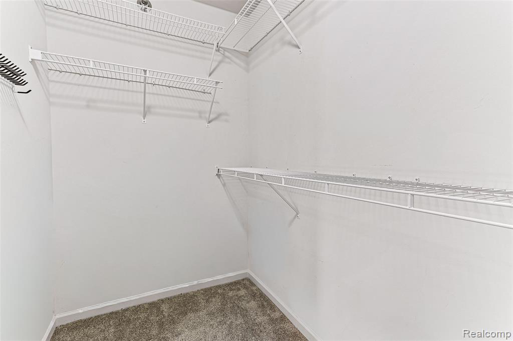 5201 Widgeon Lane, Walled Lake, MI 48390 — Photo 23