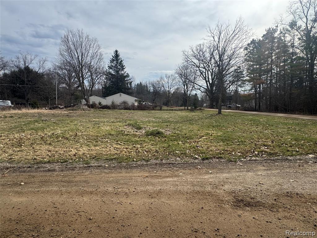 4235 Quick Road, Holly, MI 48442 — Photo 4