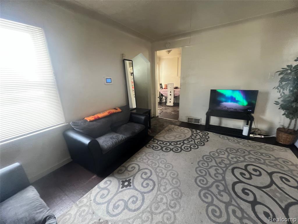 20543 Waltham Street, Detroit, MI 48205 — Photo 15