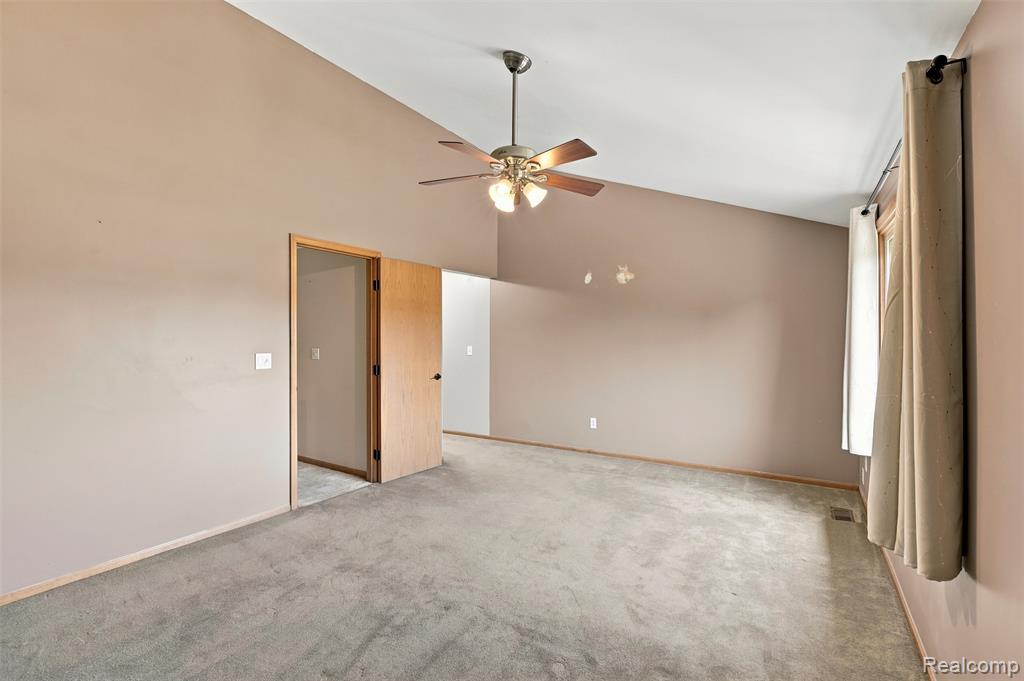 10780 Oxbow Lakeshore Drive, White Lake, MI — Photo 23