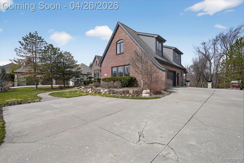 6932 Oakhurst Ridge Road, Clarkston, MI 48348 — Photo 4