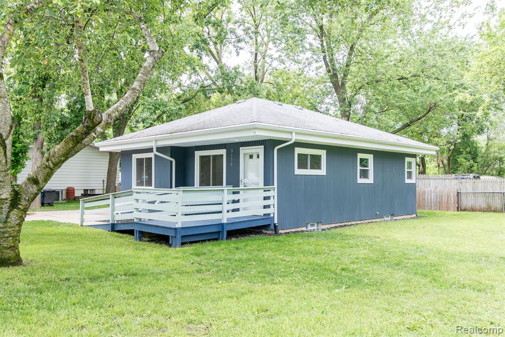 3175 LORRAINE Street, Ann Arbor, MI 48108 — Photo 10