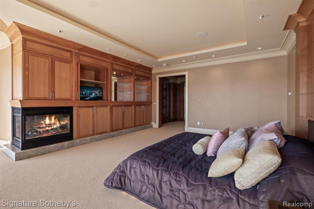 82 CHATEAUX DU LAC, Fenton, MI 48430 — Photo 25