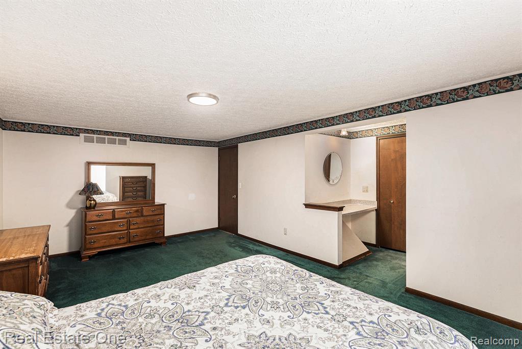 4336 Reilly Drive, Troy, MI 48085 — Photo 15