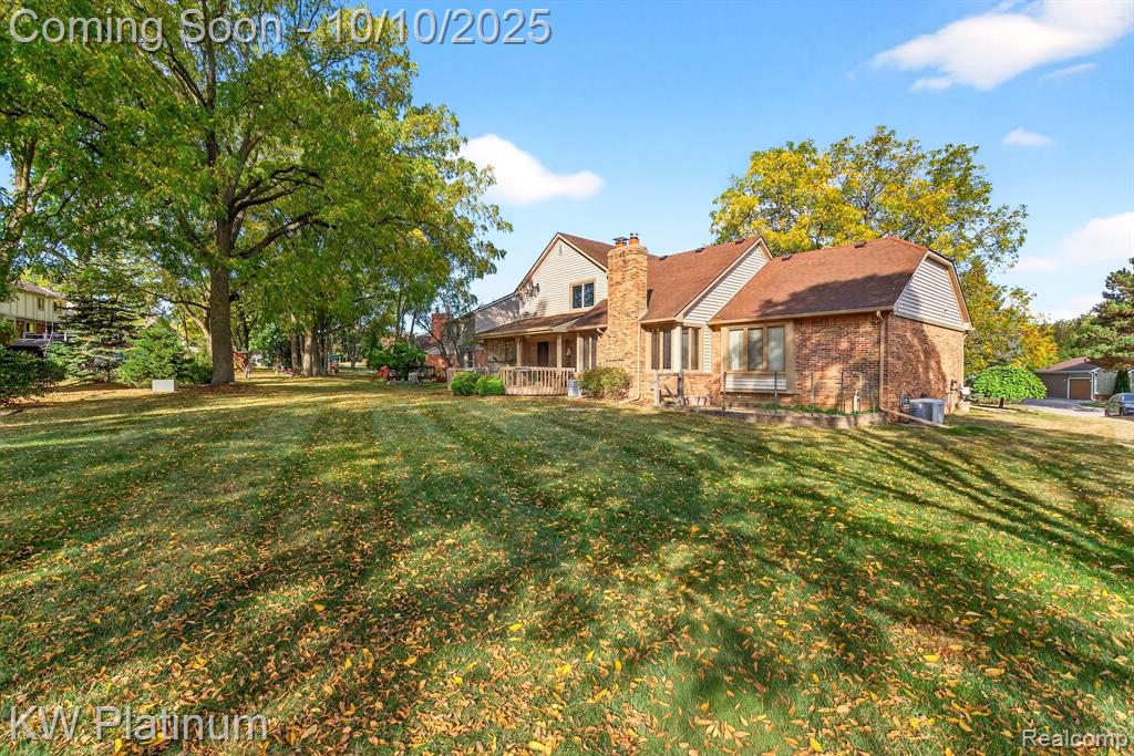 842 Timberline Drive, Rochester Hills, MI 48309 — Photo 37