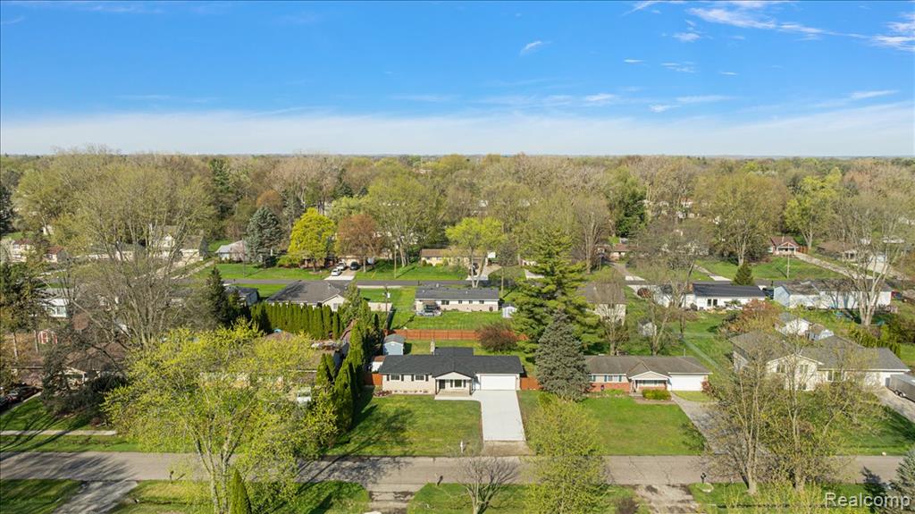47349 Nita Drive, Utica, MI 48317 — Photo 6