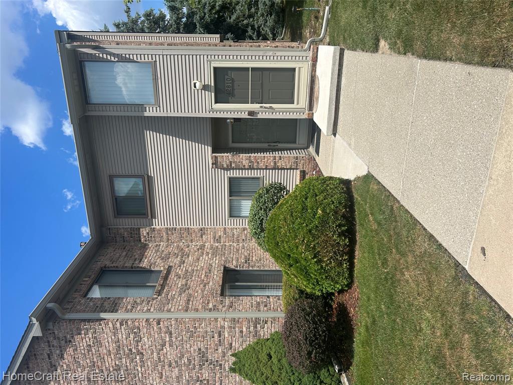 42808 Lilley Pointe Drive, Canton, MI 48187 — Photo 2