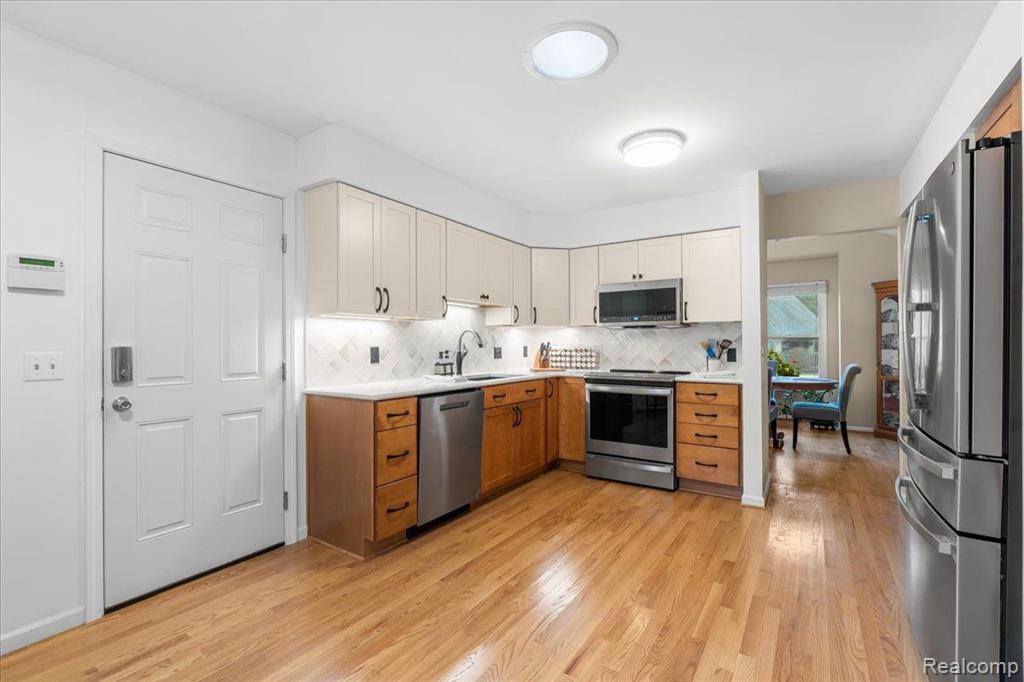 502 GALEN Circle, Unit #1, Ann Arbor, MI 48103 — Photo 8