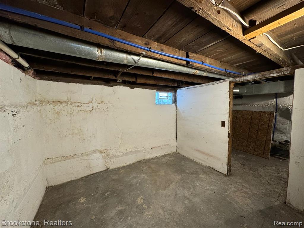 744 Saint Clair Street, Pontiac, MI 48340 — Photo 13
