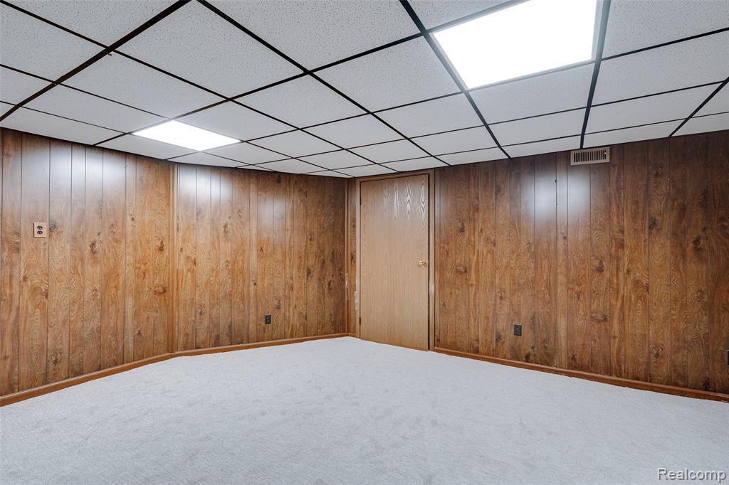 23404 N Rockledge, Novi, MI — Photo 19