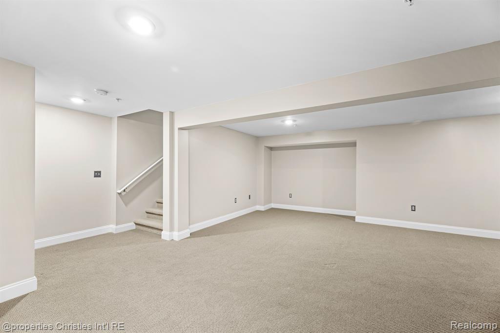 45622 ARAGON Lane, Canton, MI 48187 — Photo 20