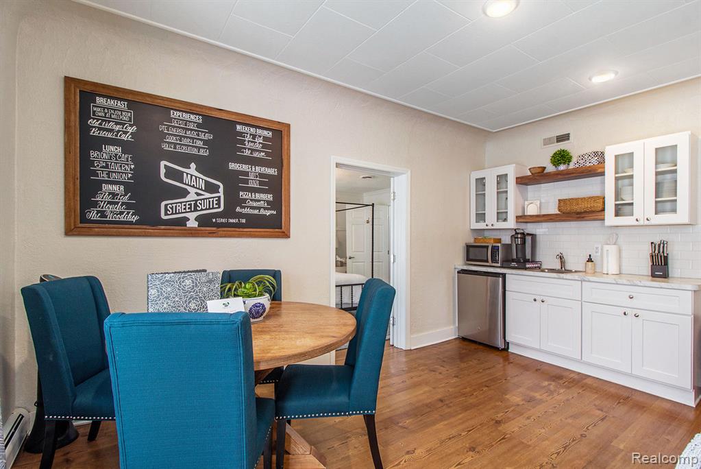 155 N Main Street, Clarkston, MI, 00000