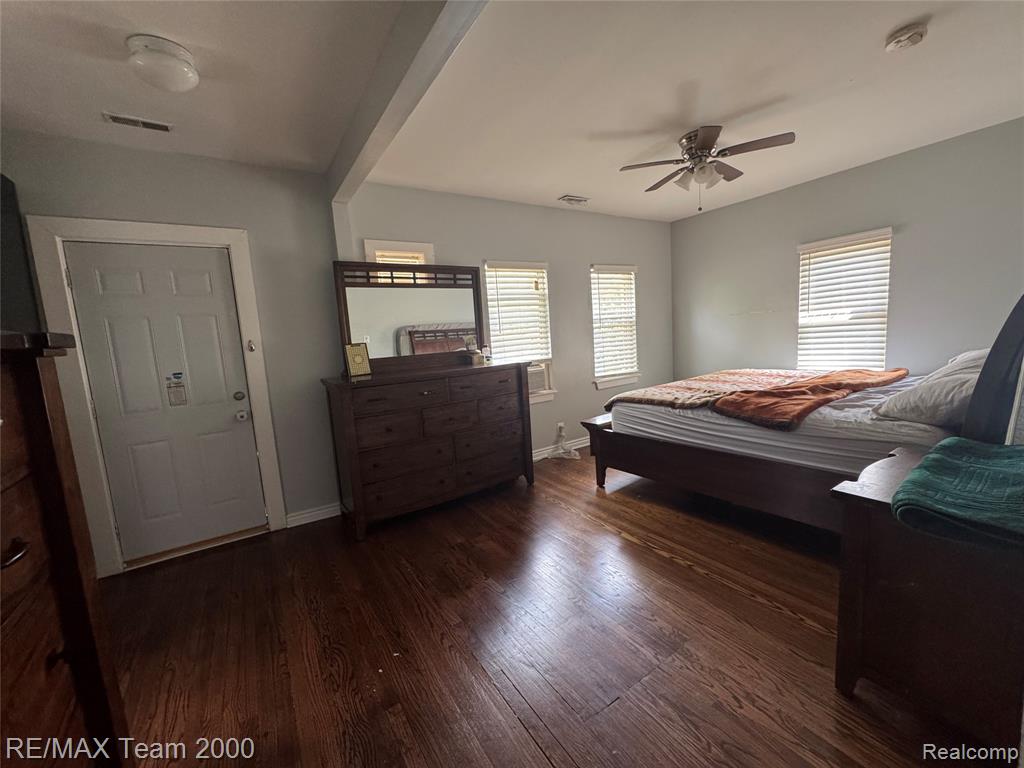 6815 Mettetal Street, Detroit, MI 48228 — Photo 17