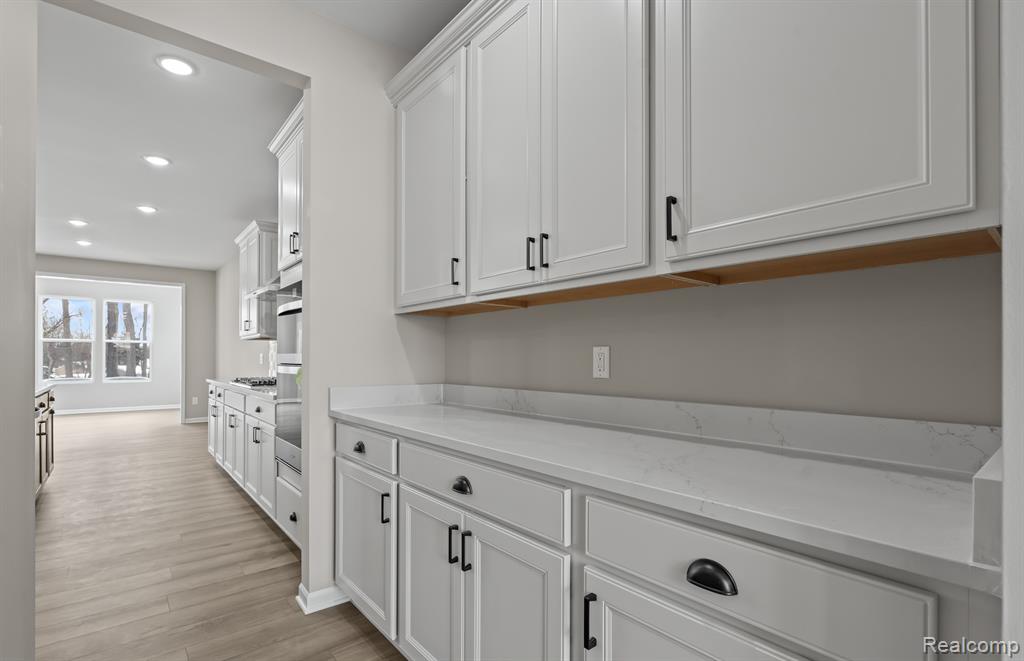 59559 Schuss Gully Drive, New Hudson, MI 48165 — Photo 12