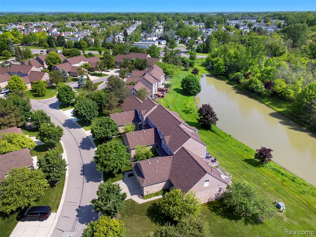 4093 Hunters Circle E, Canton, MI 48188 — Photo 32