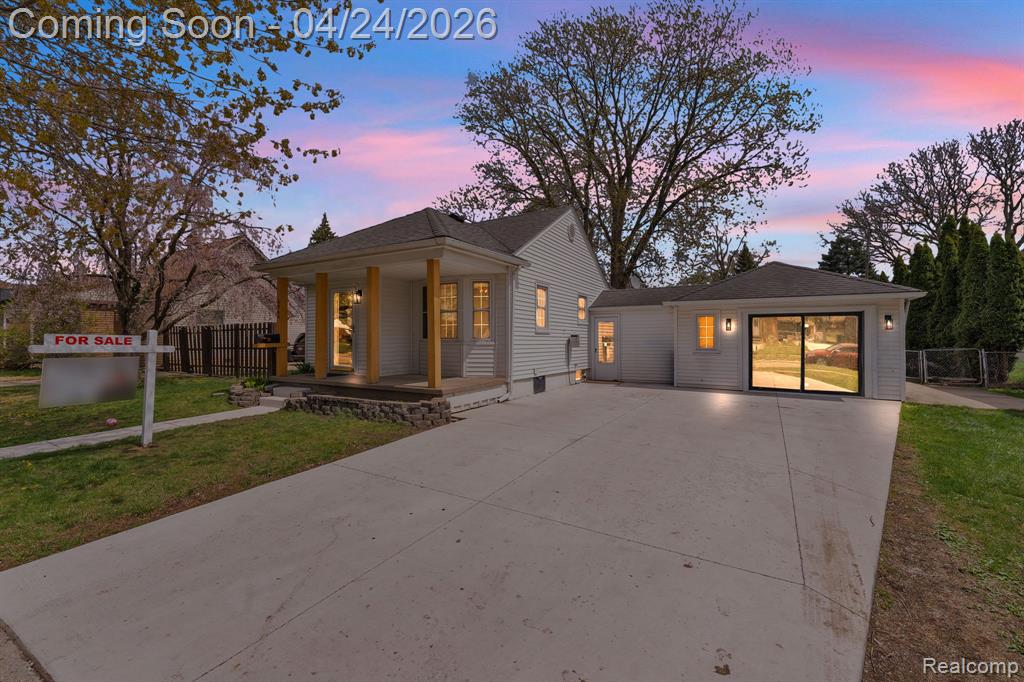 6964 Nightingale Street, Dearborn Heights, MI 48127 — front exterior