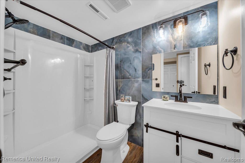 505 W HIGHLAND Road, C13, Howell, MI 48843 — Photo 13