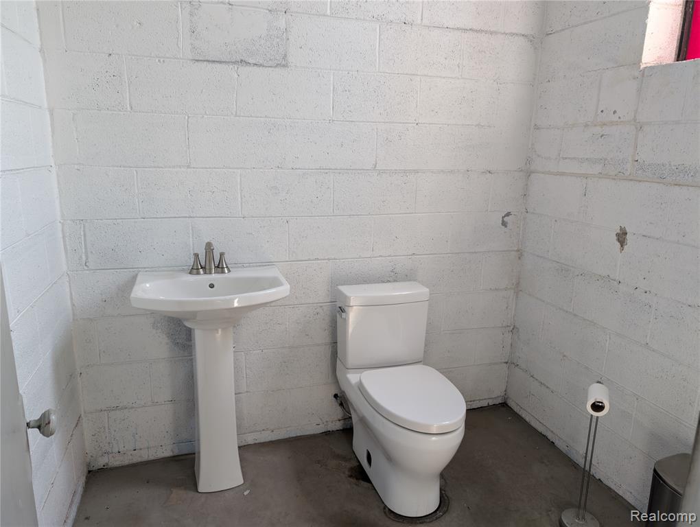75 OAKMAN Boulevard, Highland Park, MI 48203 — Photo 4