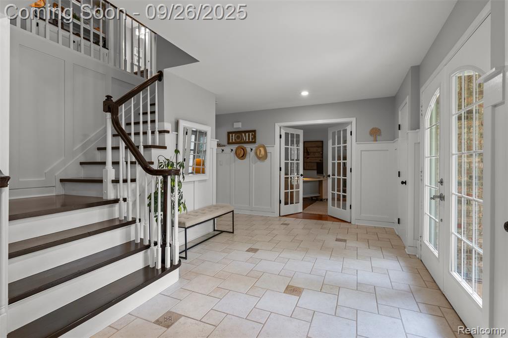 523 Uphill Road, Milford, MI 48381 — Photo 5