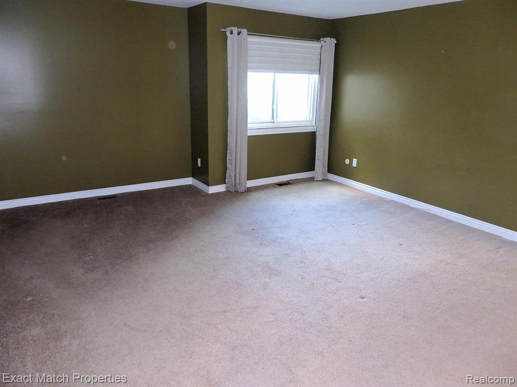 4411 Laurel Club Circle, West Bloomfield, MI 48323 — Photo 20