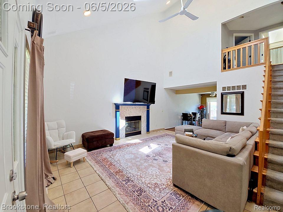 5918 N Evangeline Street, Dearborn Heights, MI 48127 — Photo 2