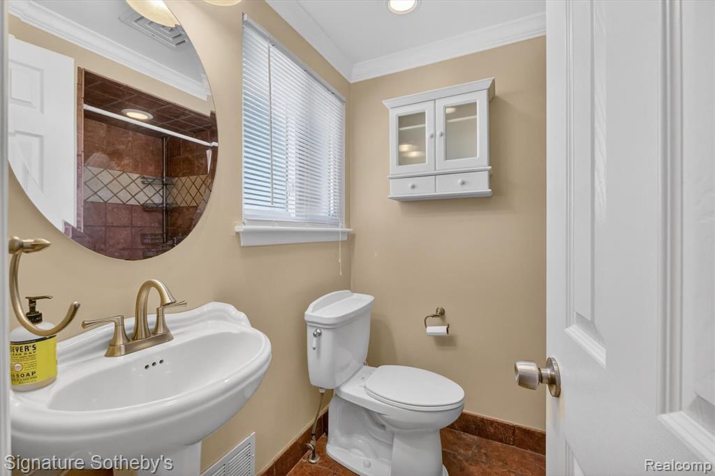 4284 Cherrywood Drive, Troy, MI 48098 — Photo 37