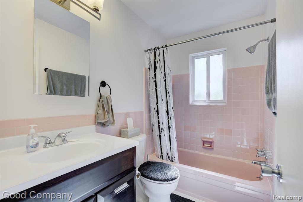 3421 HILLSIDE Drive, 4, Royal Oak, MI 48073 — Photo 14