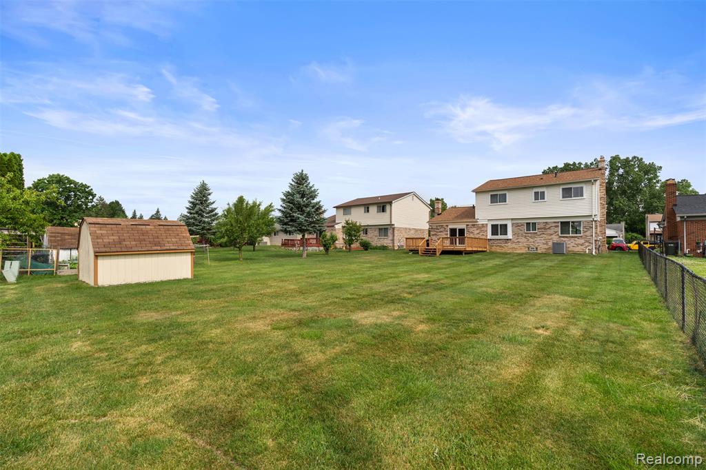 4210 Wingate Drive, Sterling Heights, MI 48310 — Photo 40