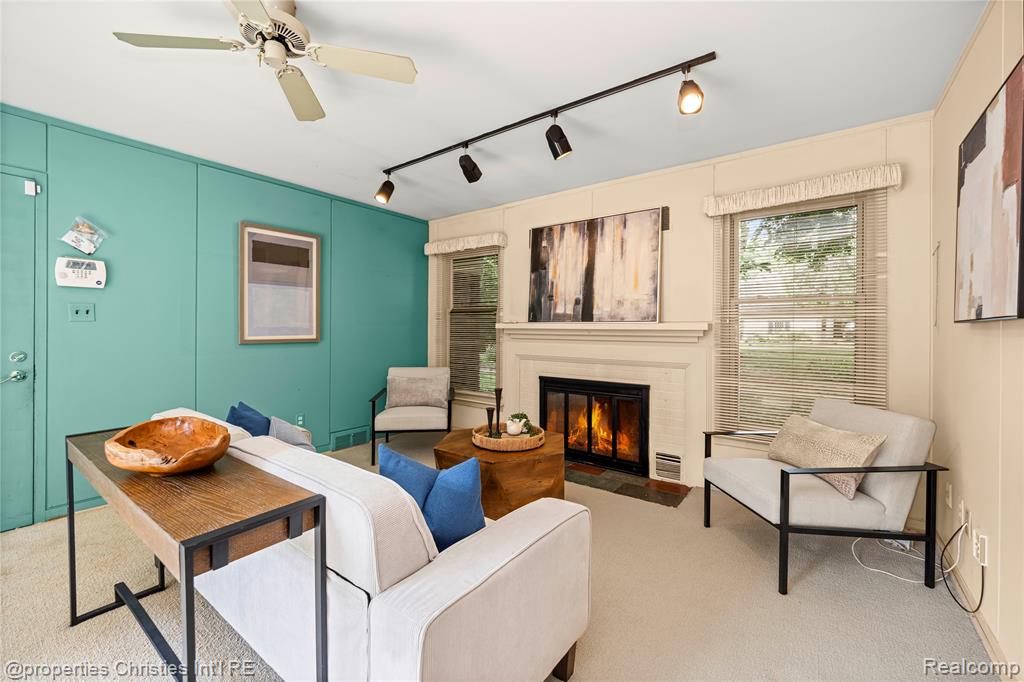 6391 Wing Lake Road, Bloomfield Hills, MI 48301 — Photo 19