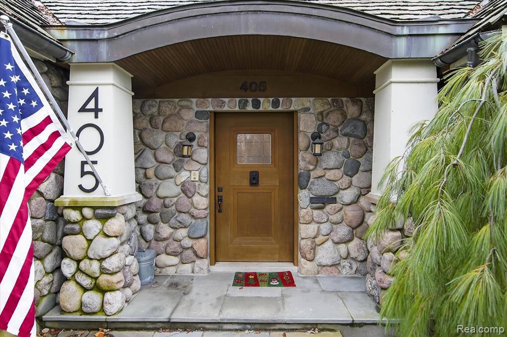 102 SE Mercer Drive, Grand Rapids, MI, 49506