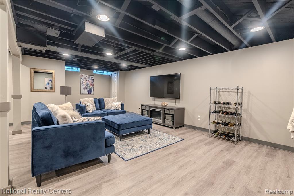 4760 Red Maple Drive, Warren, MI 48092 — Photo 22
