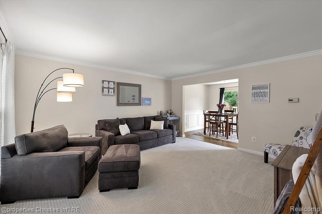 555 Worthington Road, Canton, MI 48188 — Photo 9