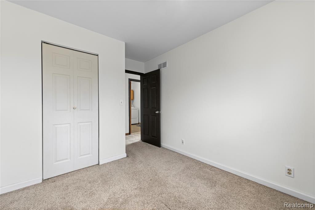 26734 Barrington Street, Madison Heights, MI 48071 — Photo 19