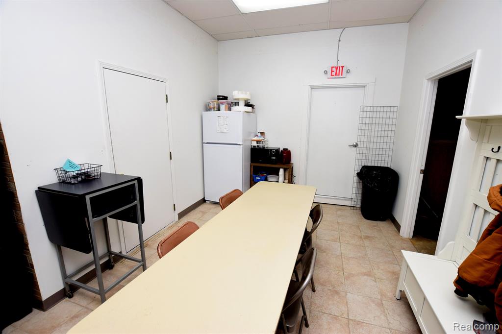 5488 RICHFIELD Road, Flint, MI 48506 — Photo 10