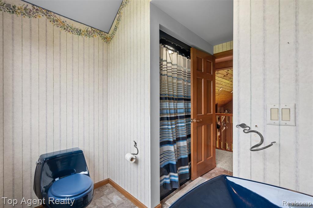 7386 Card Road, MI — Photo 43