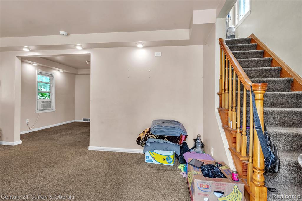 9958 Balfour Road - Photo 4