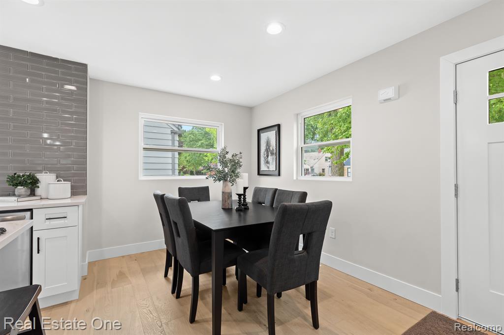 415 HELENE Avenue, Royal Oak, MI 48067 — Photo 5