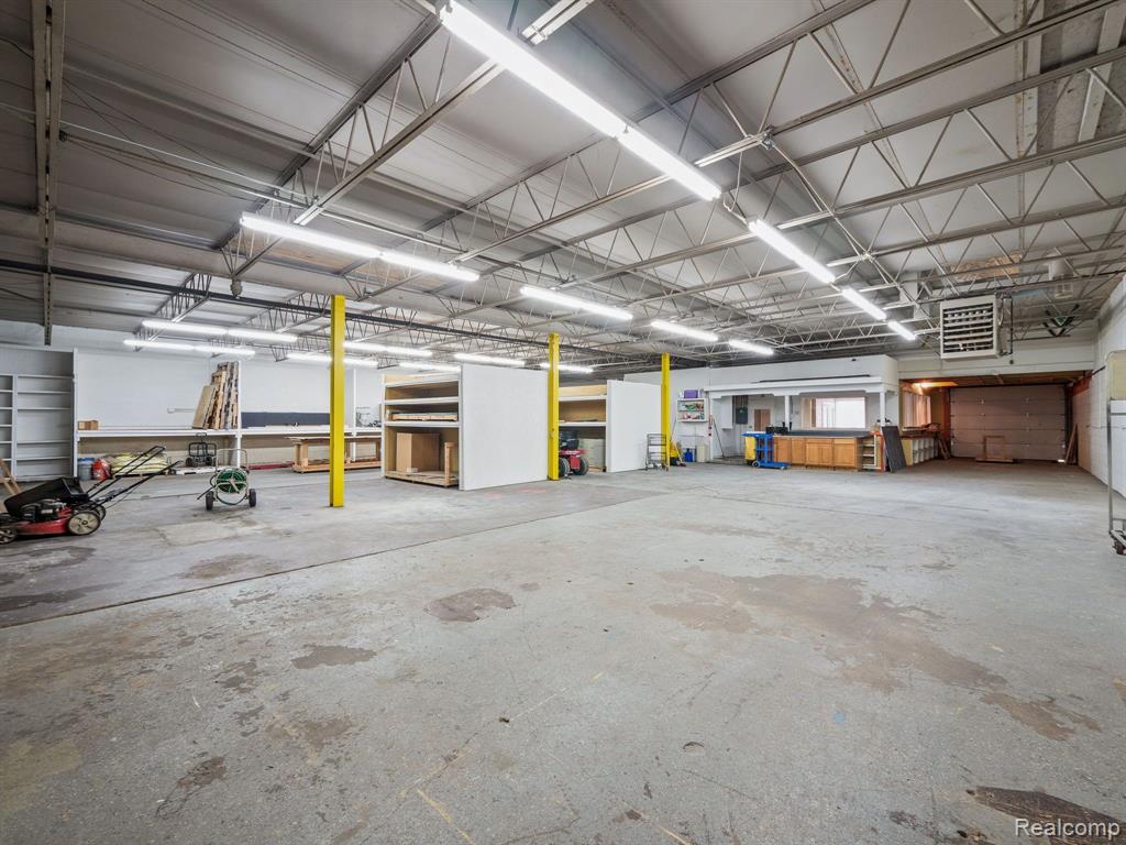 417 E 8 Mile Road, Hazel Park, MI 48030 — Photo 13