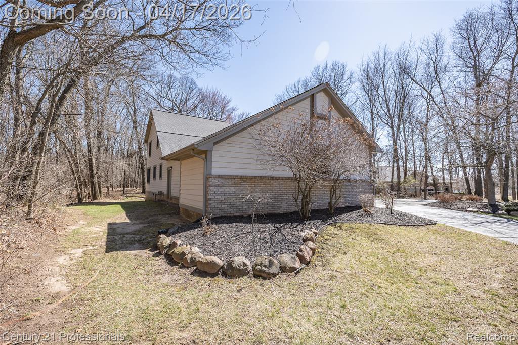 624 Highland Drive, Oxford, MI 48371 — Photo 7