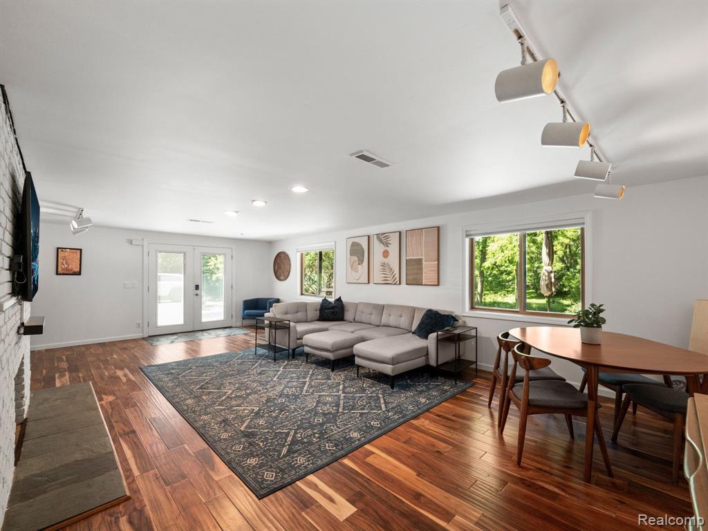 5151 N ADAMS Road, Bloomfield Hills, MI 48304 — Photo 25
