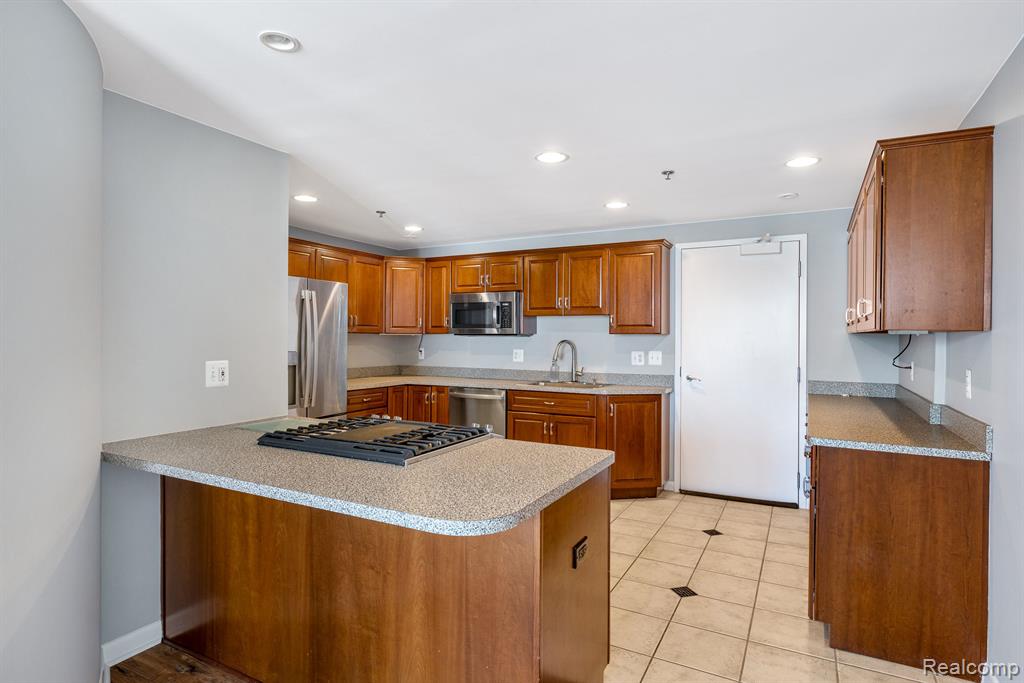 67 Sea Ray Boulevard, Harrison Township, MI — Photo 16