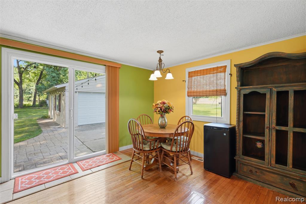 608 Snyder Road, Highland, MI — Photo 6
