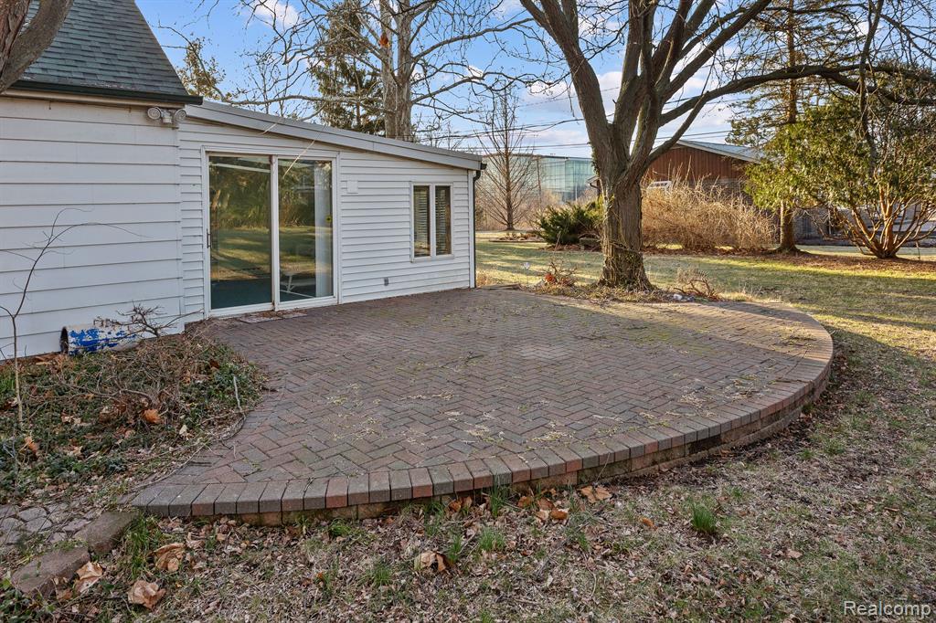 7085 OLD HAGGERTY Road, Canton, MI 48187 — Photo 34