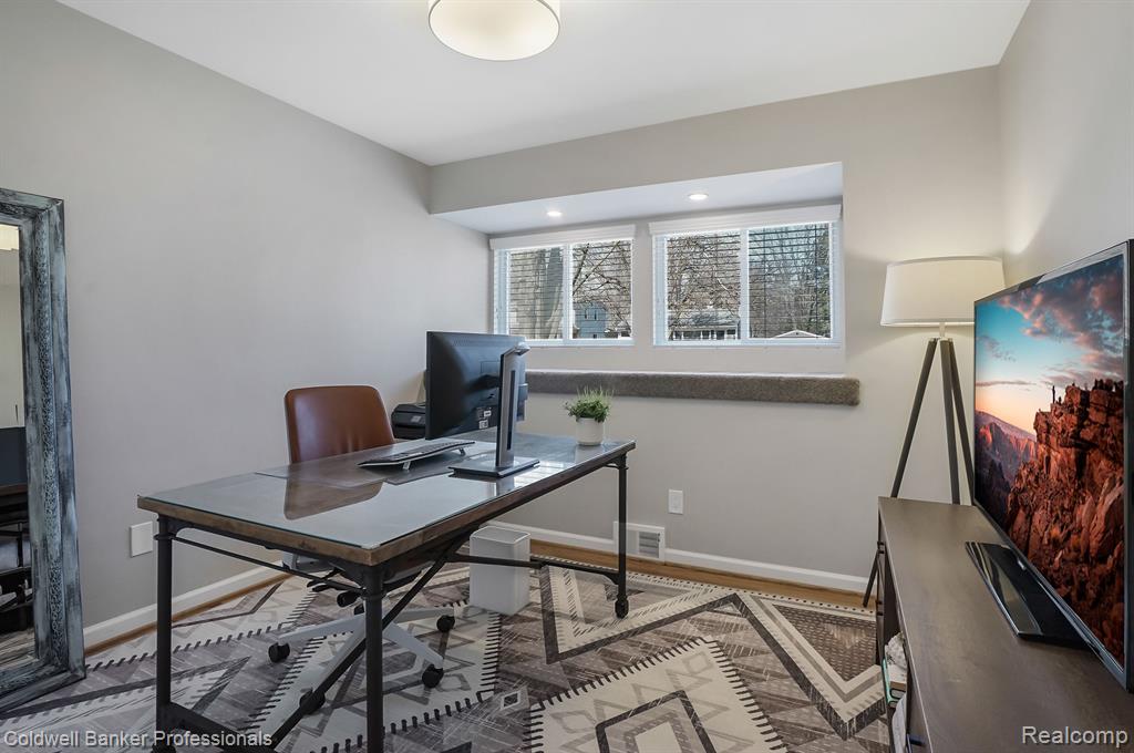 400 RED OAK LANE Lane, Rochester Hills, MI 48307 — Photo 18