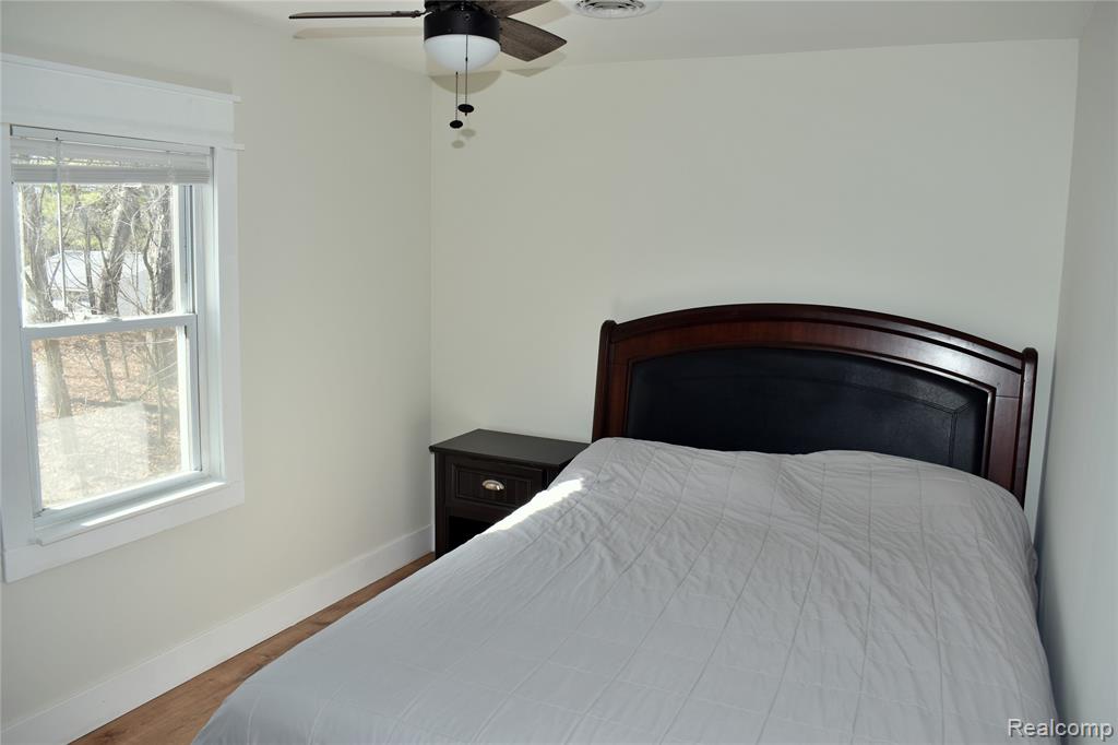 126 Lasalle Avenue, Houghton Lake, MI 48629 — Photo 10