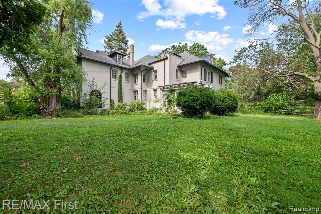 3065 Iroquois Street, Detroit, MI, 48214