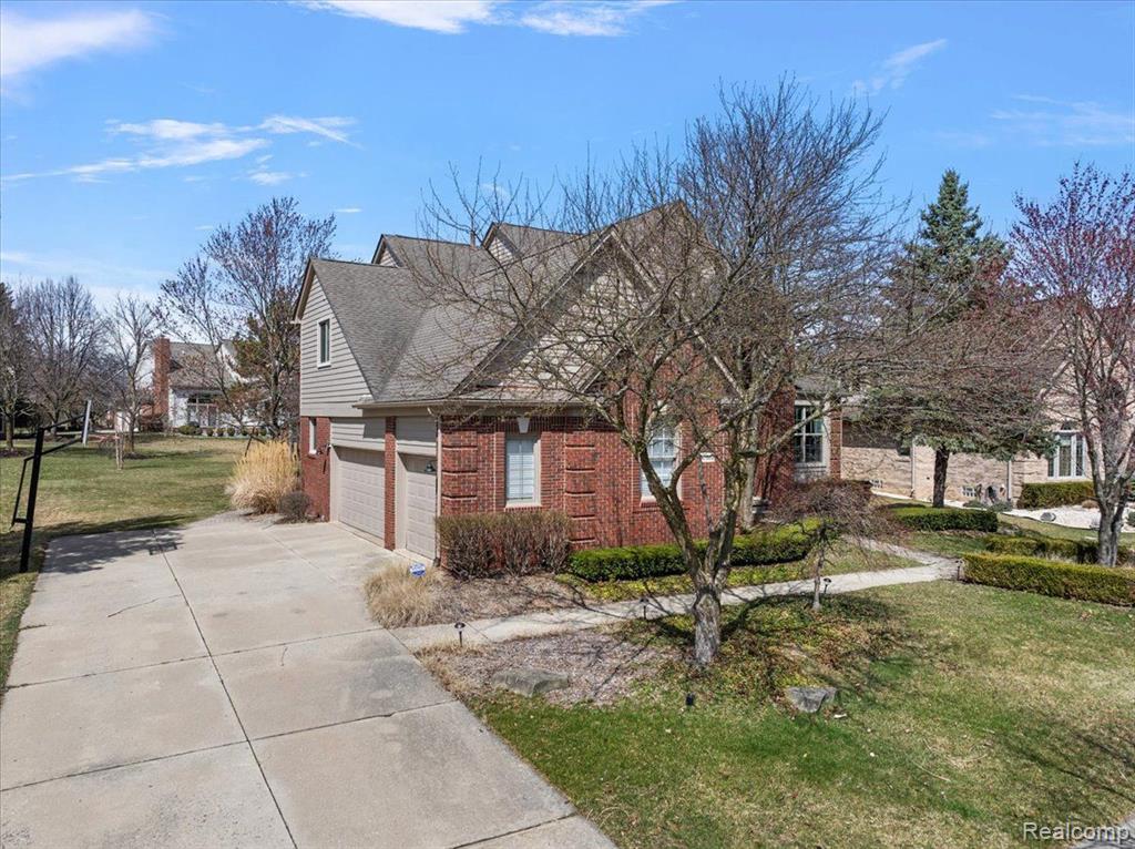 47082 NORTHUMBERLAND Street, Novi, MI — Photo 3