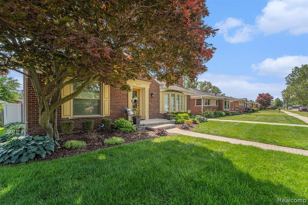8914 Mercedes, Redford, MI 48239 — Photo 3